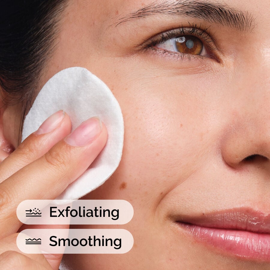 glycolic-acid-7-exfoliating-toner-y2 ord-glycolic-acid-exfoliating-toner-model-application-with-benefits.jpg
